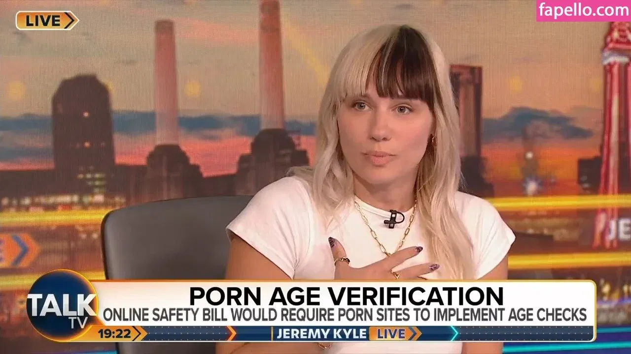 Reed Amber Onlyfans Photo Gallery 