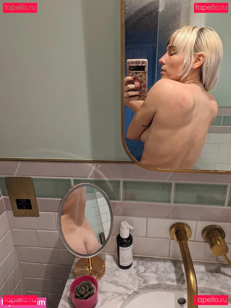 Reed Amber Onlyfans Photo Gallery 