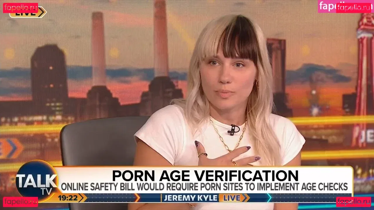 Reed Amber Onlyfans Photo Gallery 