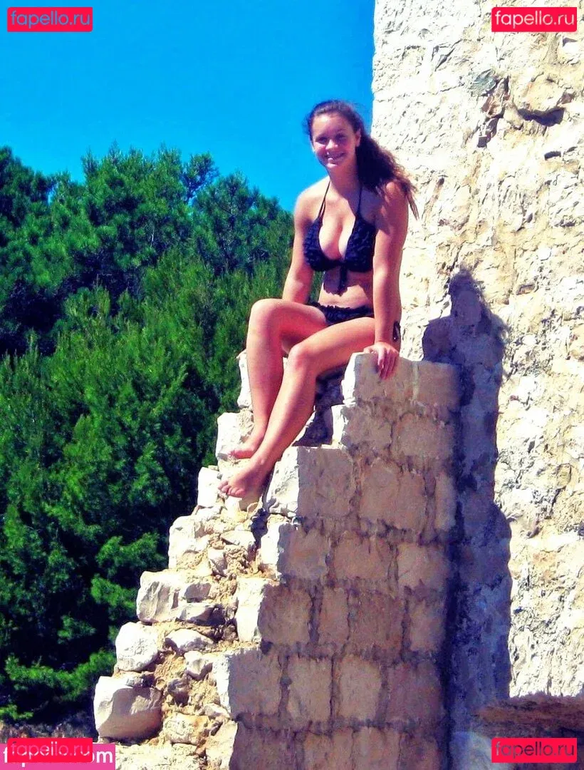 Somogyi Lányok Onlyfans Photo Gallery 