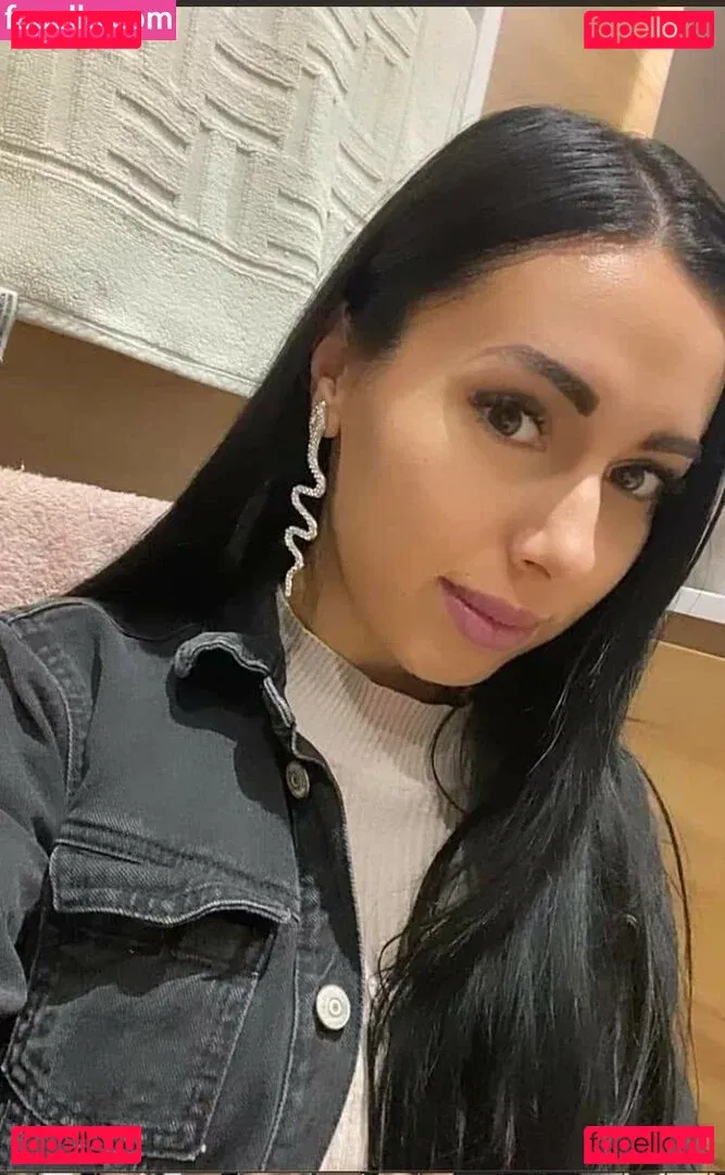 Somogyi Lányok Onlyfans Photo Gallery 