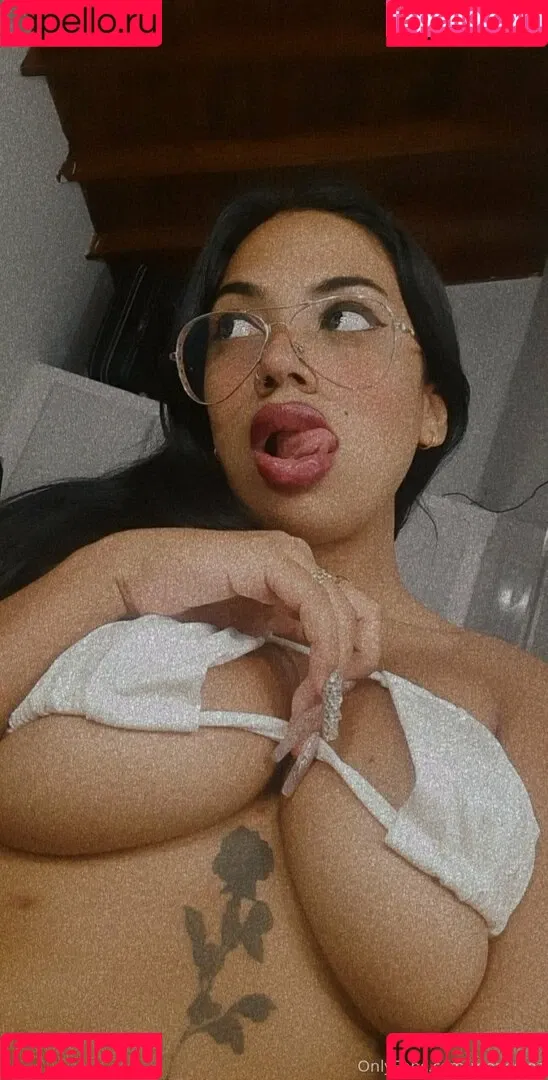 latinmodel Onlyfans Photo Gallery 