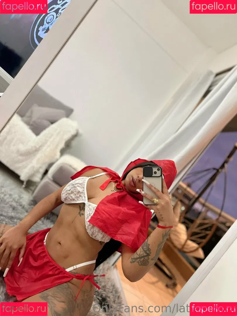 latinmodel Onlyfans Photo Gallery 