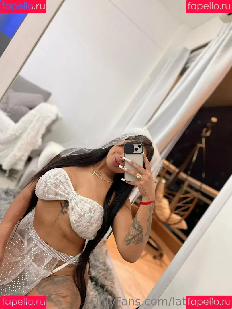 latinmodel Onlyfans Photo Gallery 