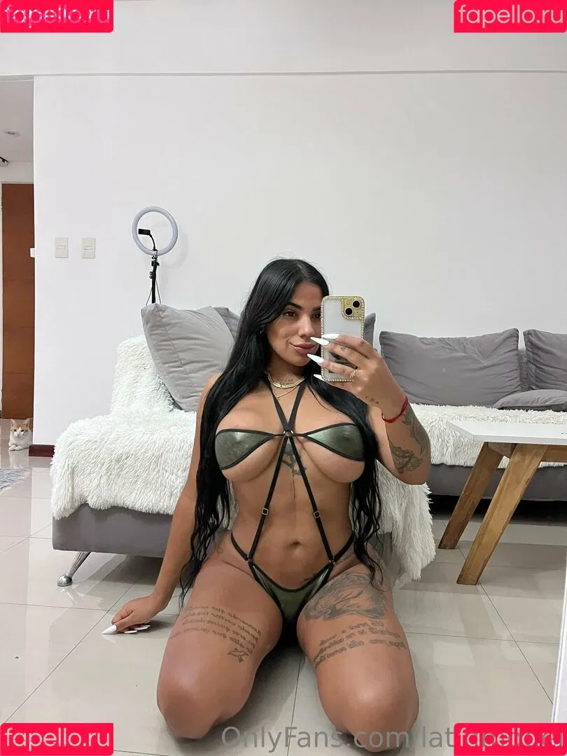 latinmodel Onlyfans Photo Gallery 