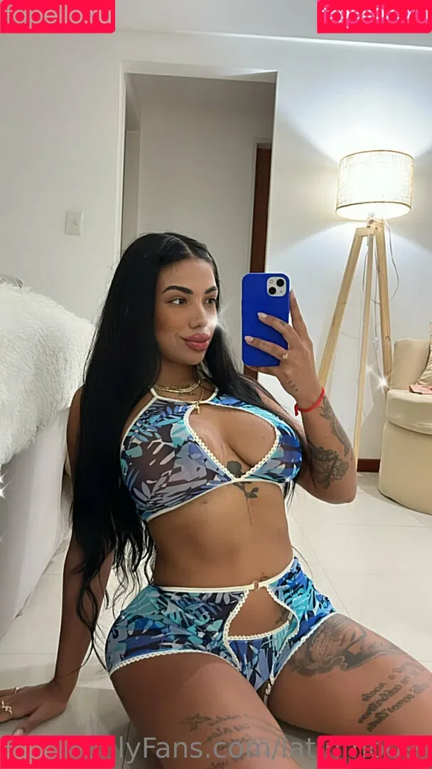 latinmodel Onlyfans Photo Gallery 
