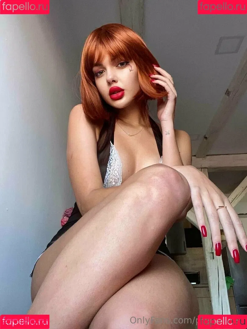 Baby IREN Onlyfans Photo Gallery 