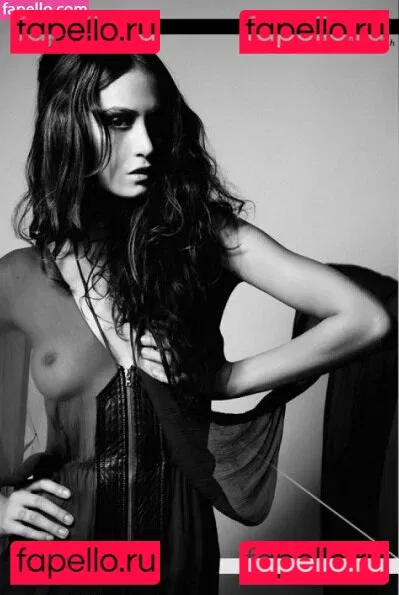 Helena Prestes Onlyfans Photo Gallery 