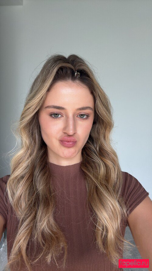 Helena Prestes Nude Onlyfans Photo 42