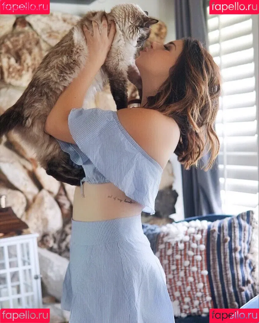 Jillian Rose Reed Onlyfans Photo Gallery 