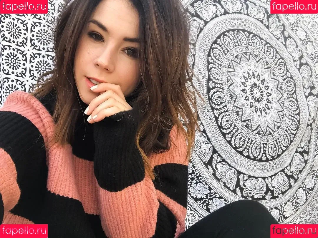 Jillian Rose Reed Onlyfans Photo Gallery 