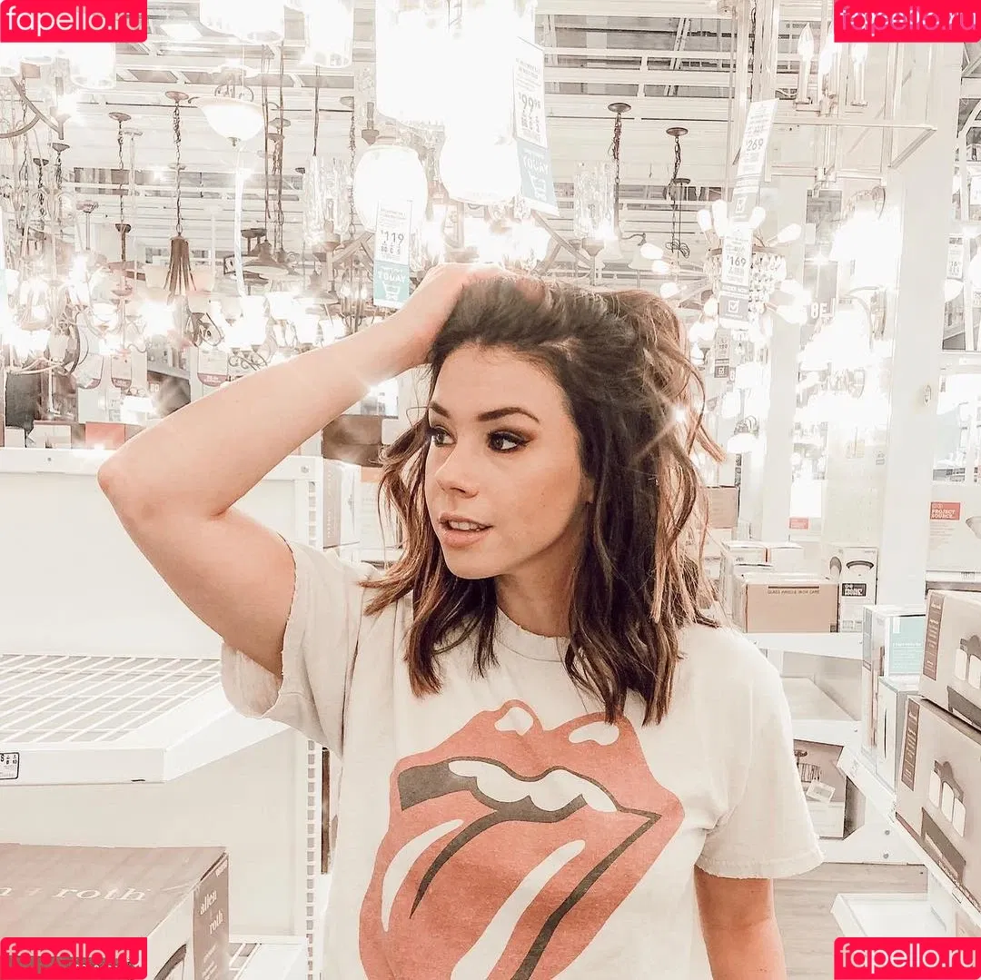 Jillian Rose Reed Onlyfans Photo Gallery 
