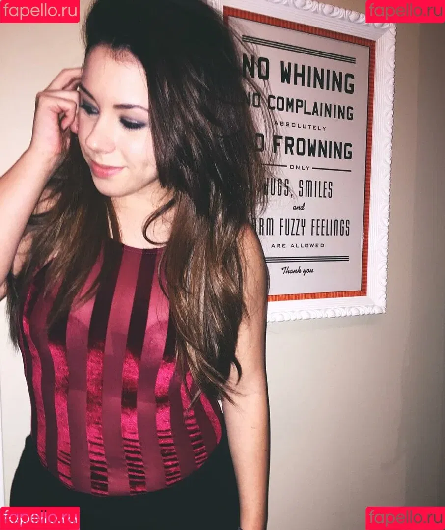Jillian Rose Reed Onlyfans Photo Gallery 