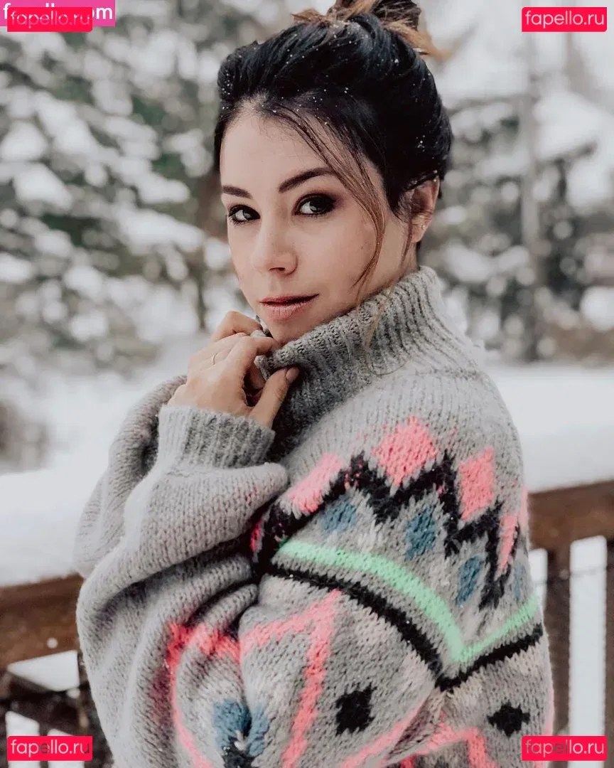 Jillian Rose Reed Onlyfans Photo Gallery 