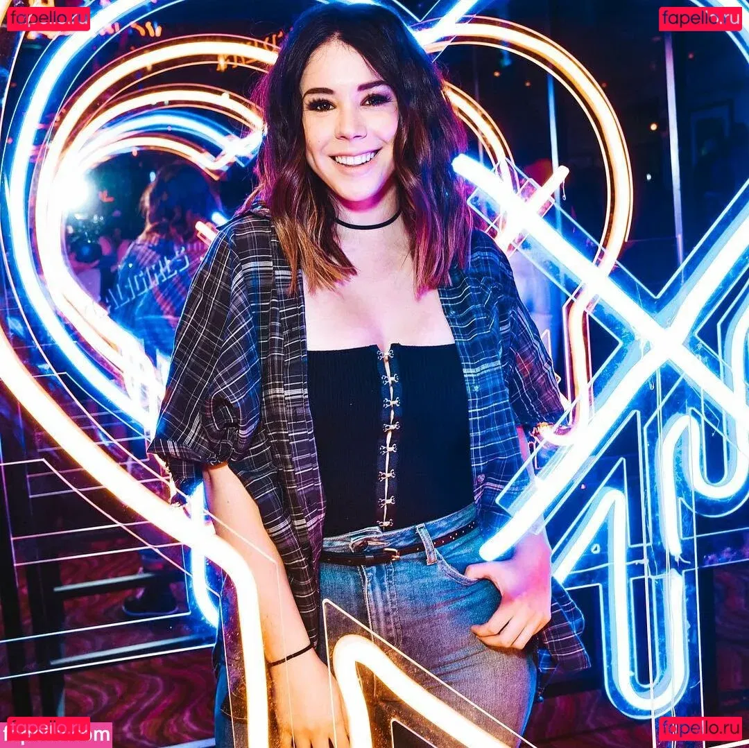 Jillian Rose Reed Onlyfans Photo Gallery 