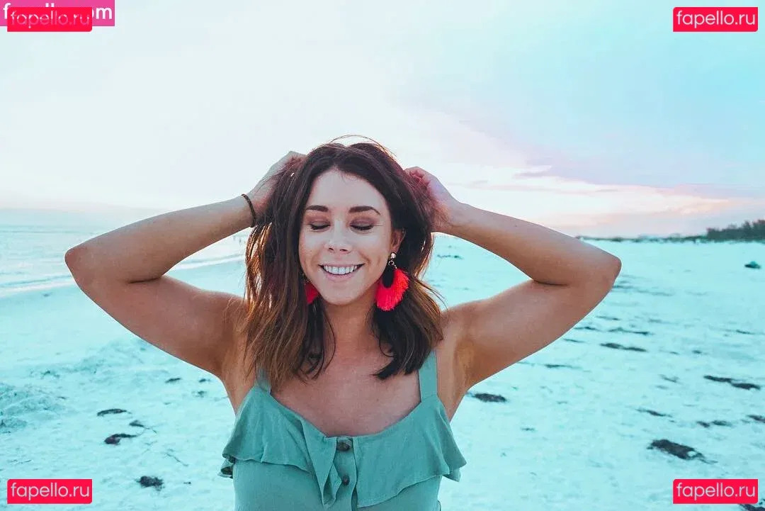 Jillian Rose Reed Onlyfans Photo Gallery 