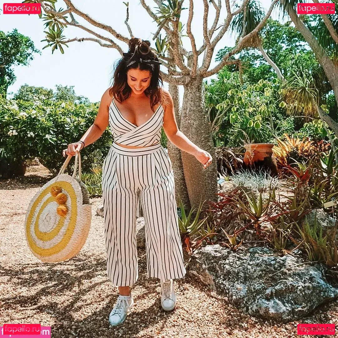 Jillian Rose Reed Onlyfans Photo Gallery 