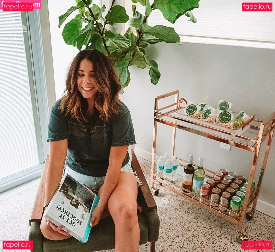 Jillian Rose Reed Onlyfans Photo Gallery 