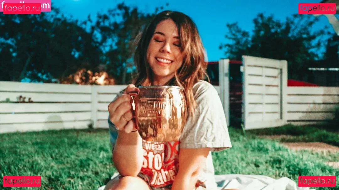 Jillian Rose Reed Onlyfans Photo Gallery 