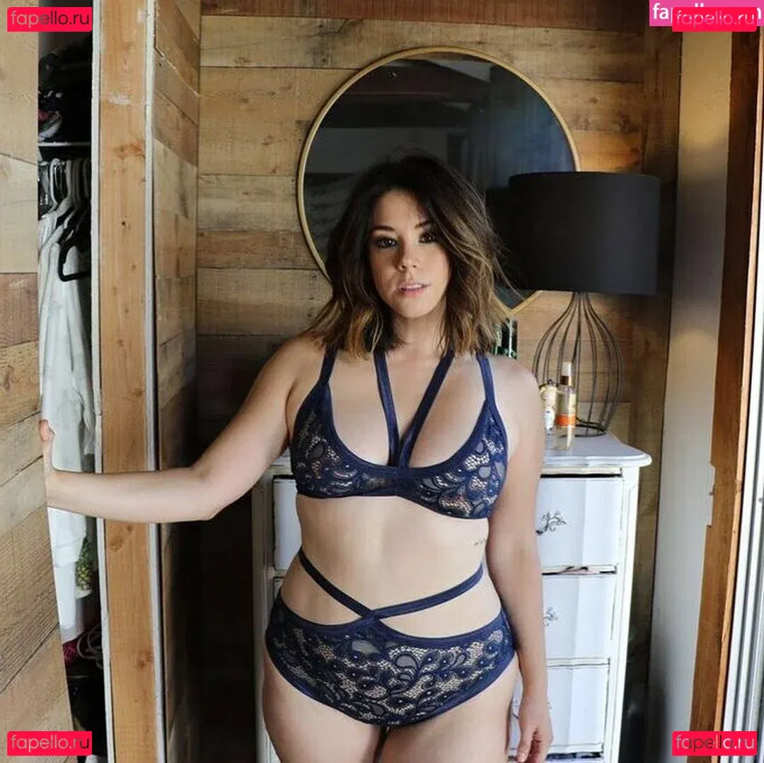 Jillian Rose Reed Onlyfans Photo Gallery 