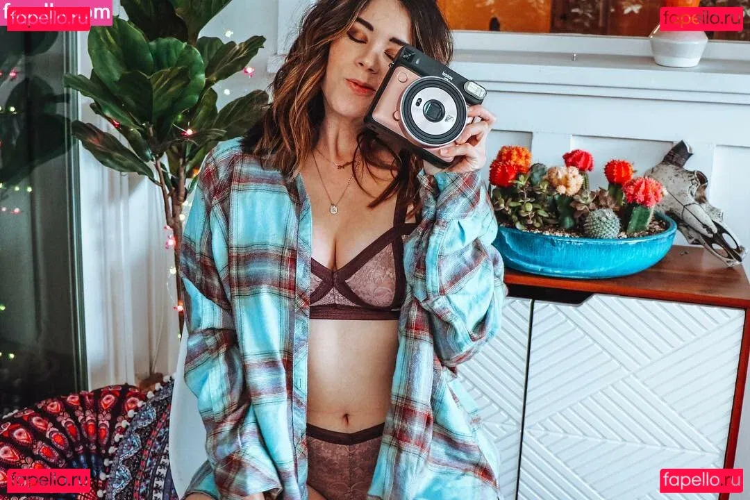 Jillian Rose Reed Onlyfans Photo Gallery 