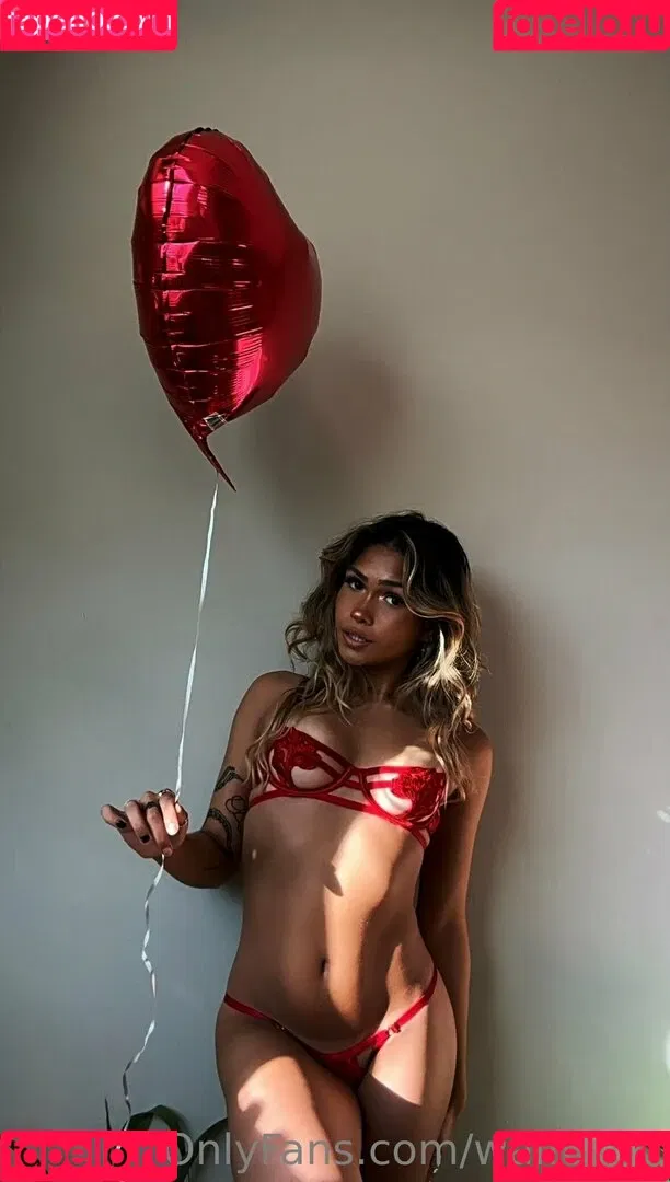sollybaby Onlyfans Photo Gallery 