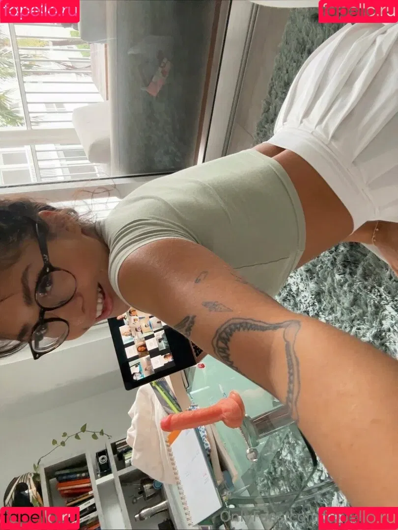 sollybaby Onlyfans Photo Gallery 