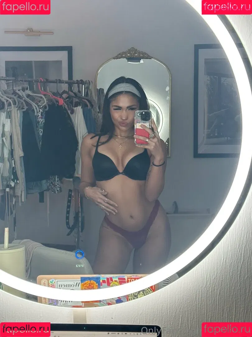 sollybaby Onlyfans Photo Gallery 