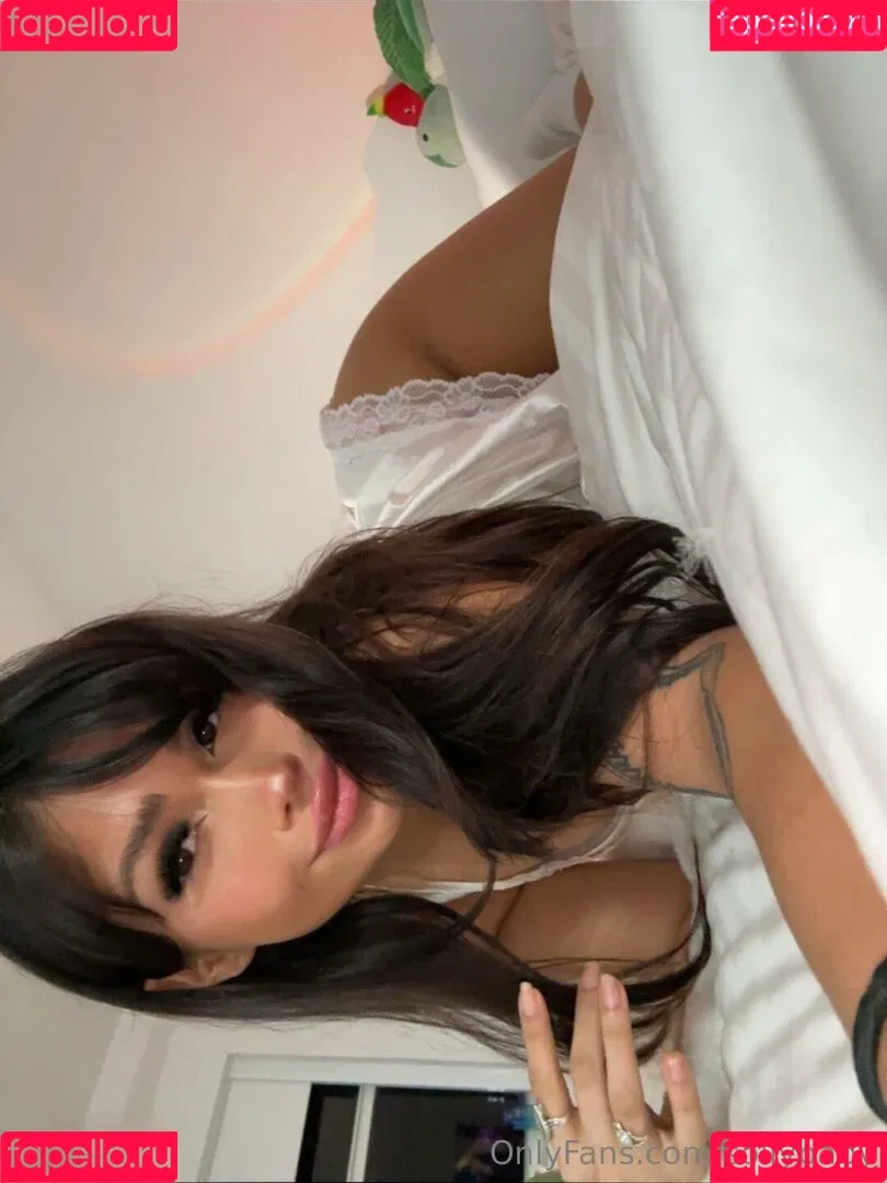 sollybaby Onlyfans Photo Gallery 