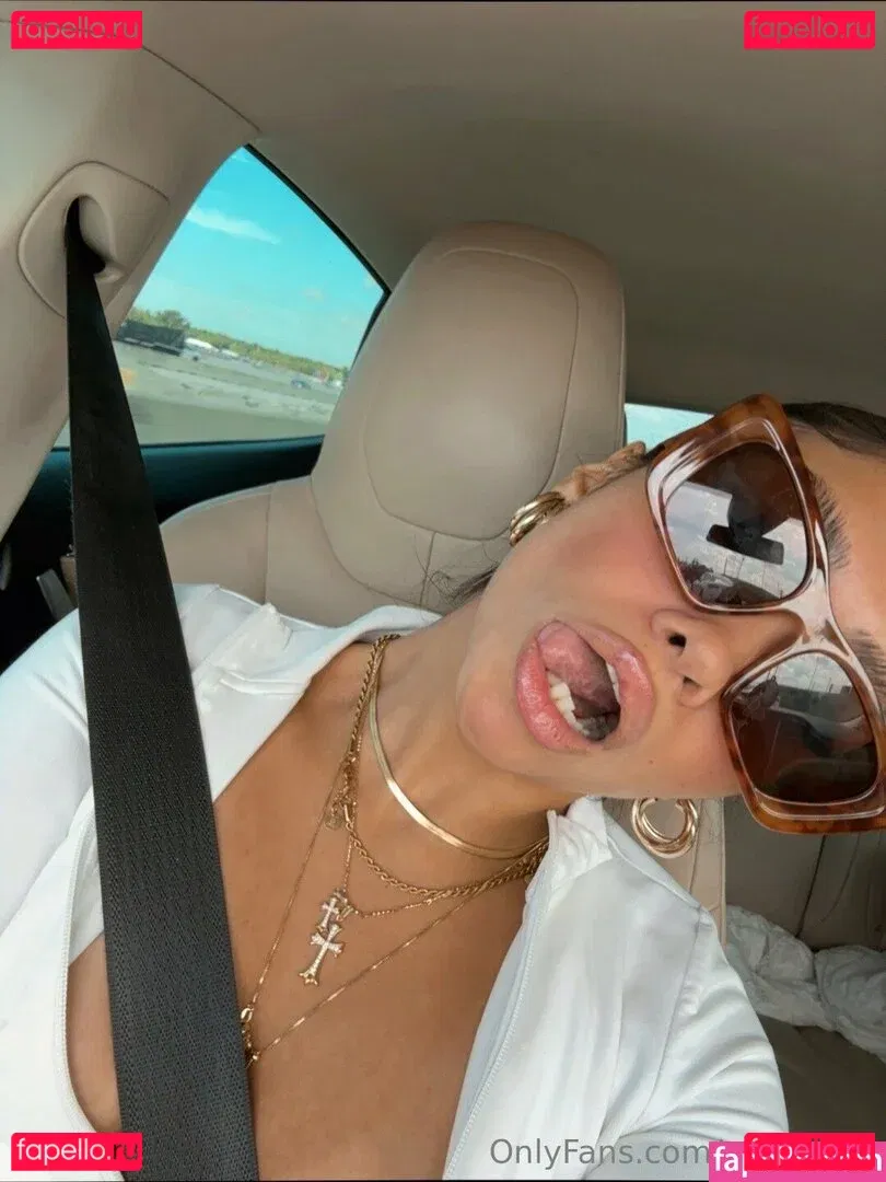 sollybaby Onlyfans Photo Gallery 