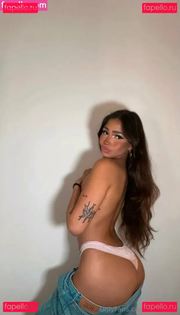 sollybaby Onlyfans Photo Gallery 