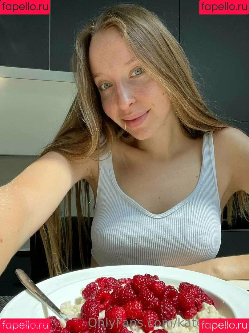 kategolden Onlyfans Photo Gallery 