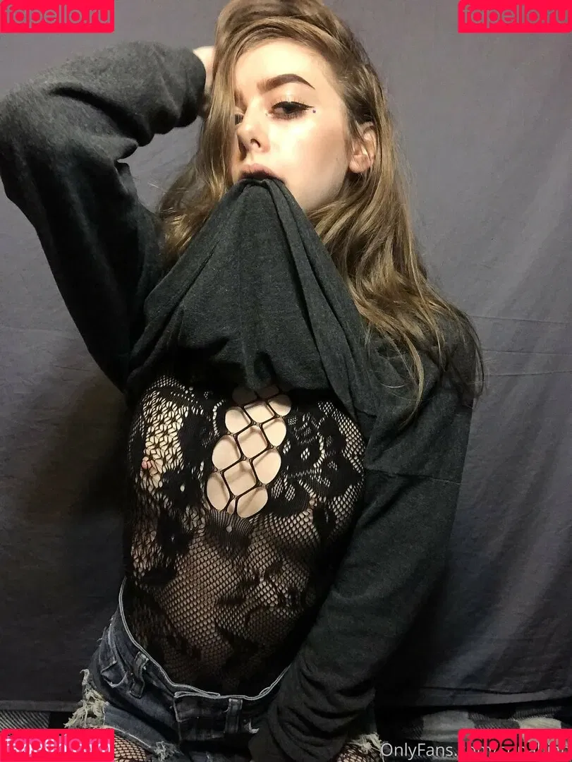 luxxlovex Onlyfans Photo Gallery 