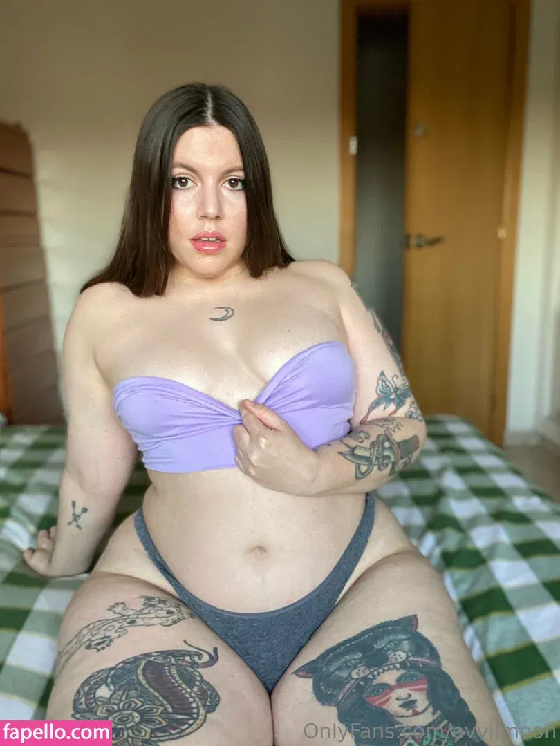 evvilmoon Onlyfans Photo Gallery 