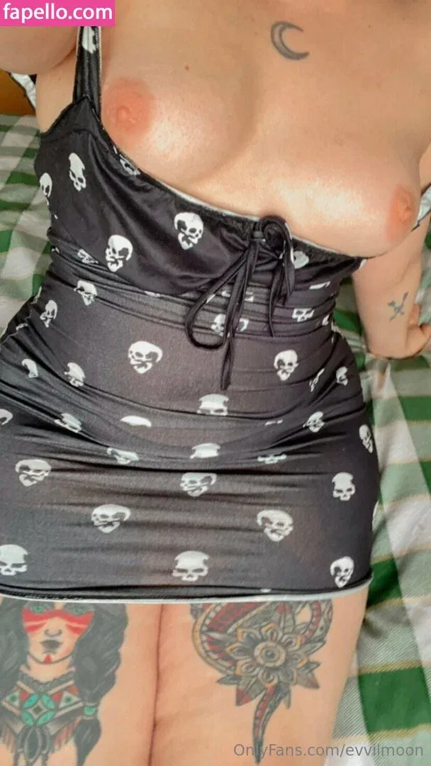 evvilmoon Onlyfans Photo Gallery 