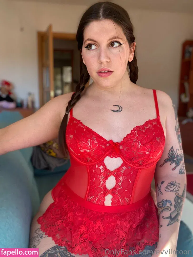 evvilmoon Onlyfans Photo Gallery 