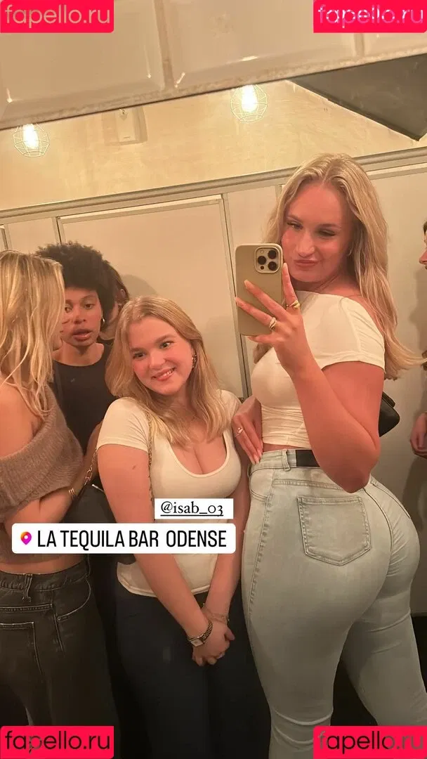Cecilie Hoyer Onlyfans Photo Gallery 