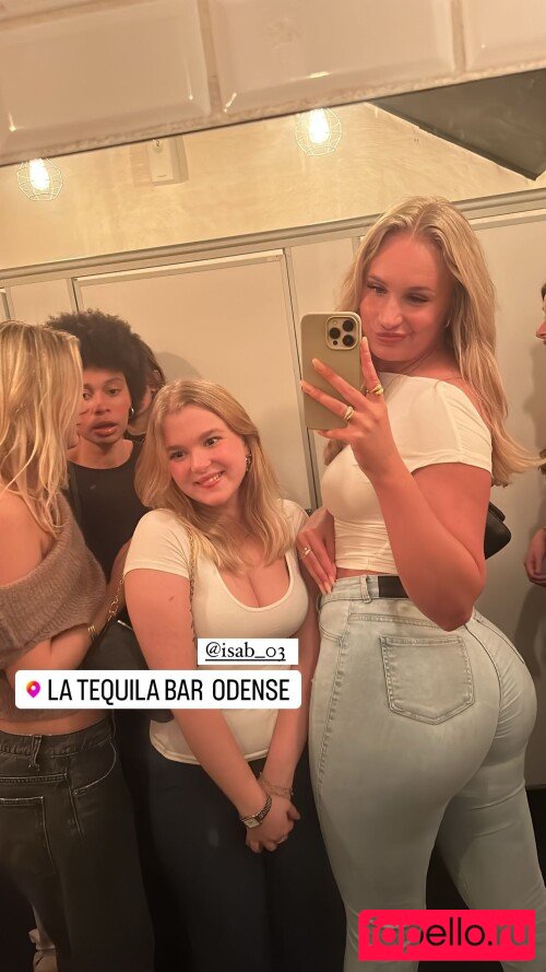 Cecilie Hoyer Onlyfans Photo Gallery 