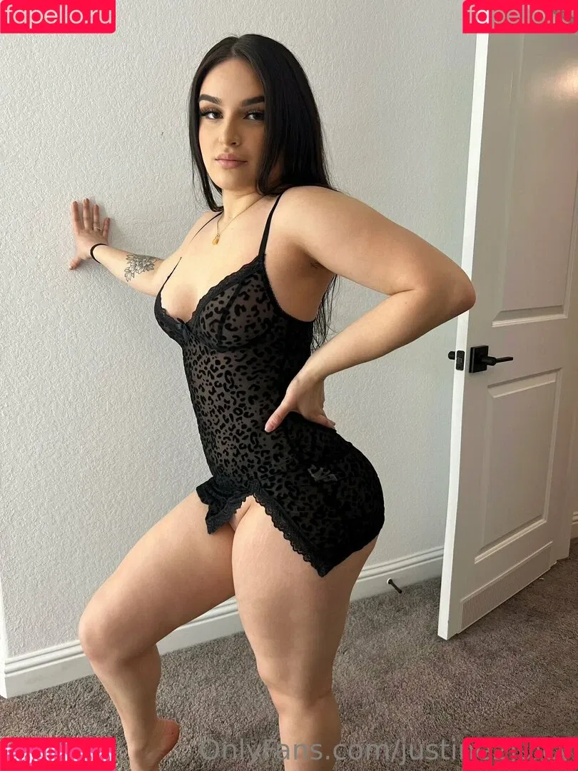 justine2juicy Onlyfans Photo Gallery 