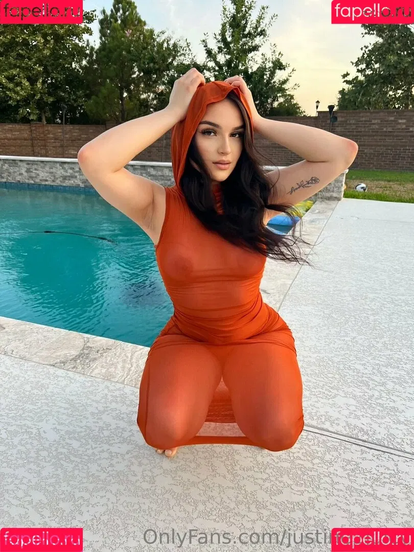 justine2juicy Onlyfans Photo Gallery 