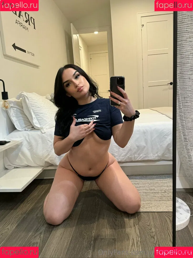 justine2juicy Onlyfans Photo Gallery 