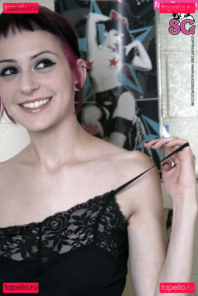 justine2juicy Onlyfans Photo Gallery 