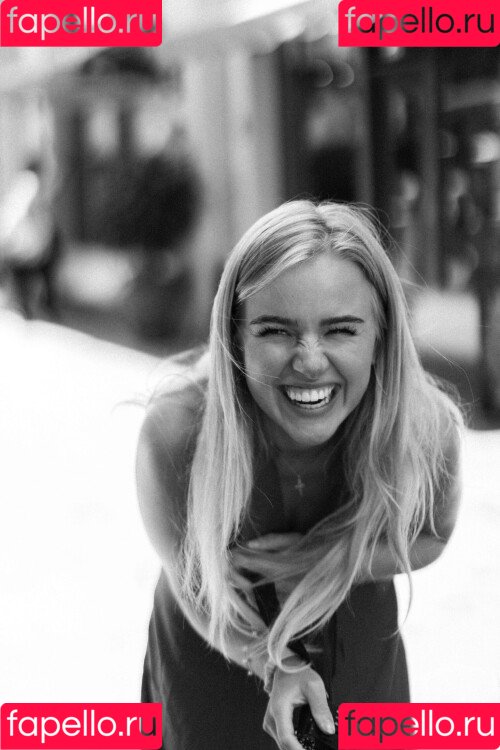 Eva Vlaardingerbroek Onlyfans Photo Gallery 