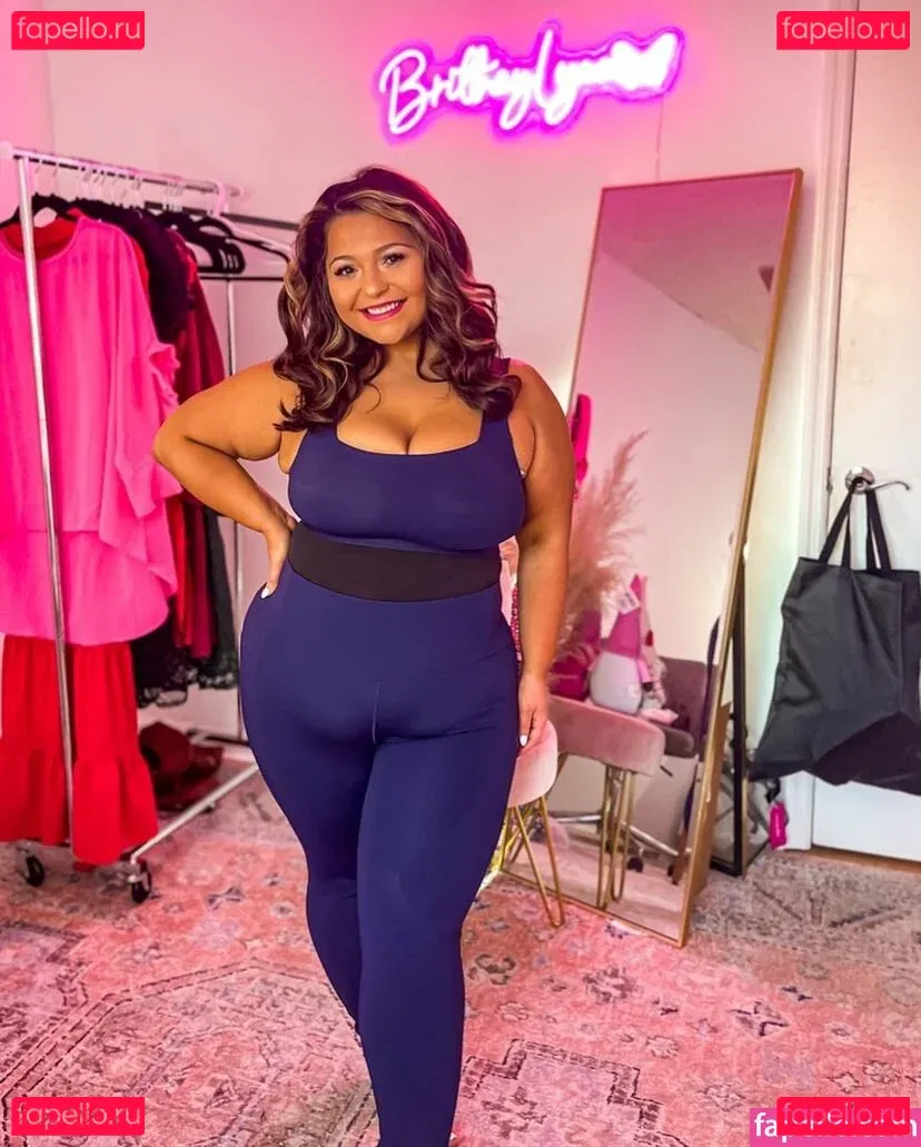 Brittney Lynn Vozar Onlyfans Photo Gallery 