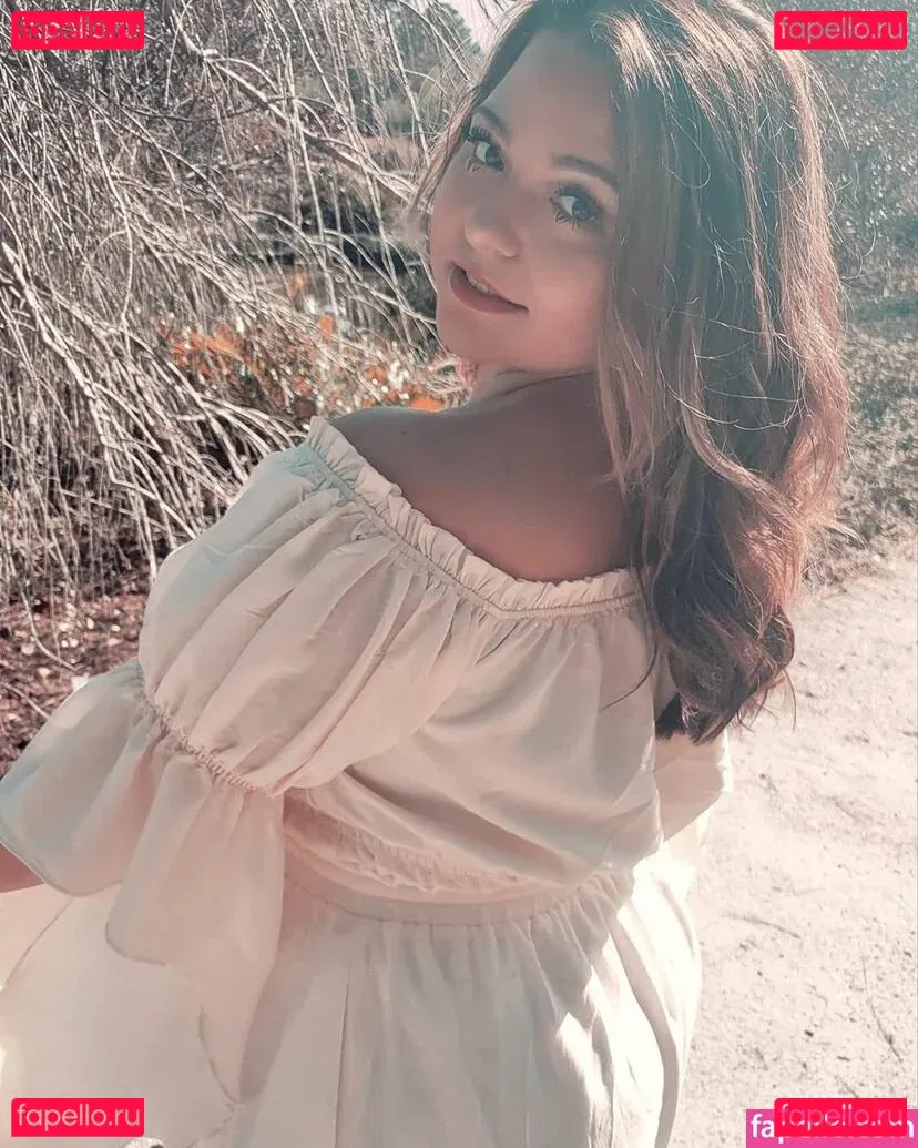 Brittney Lynn Vozar Onlyfans Photo Gallery 