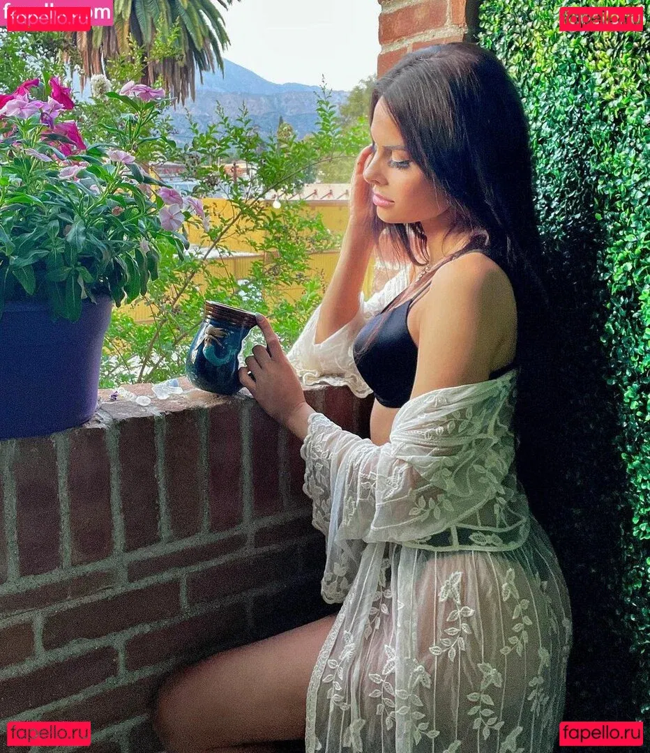 Stasya Knight Onlyfans Photo Gallery 