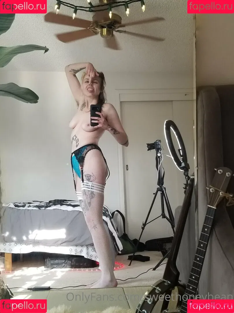 sweethoneybean Onlyfans Photo Gallery 