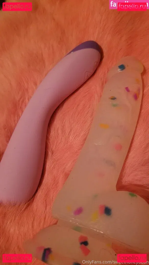 sweethoneybean Onlyfans Photo Gallery 
