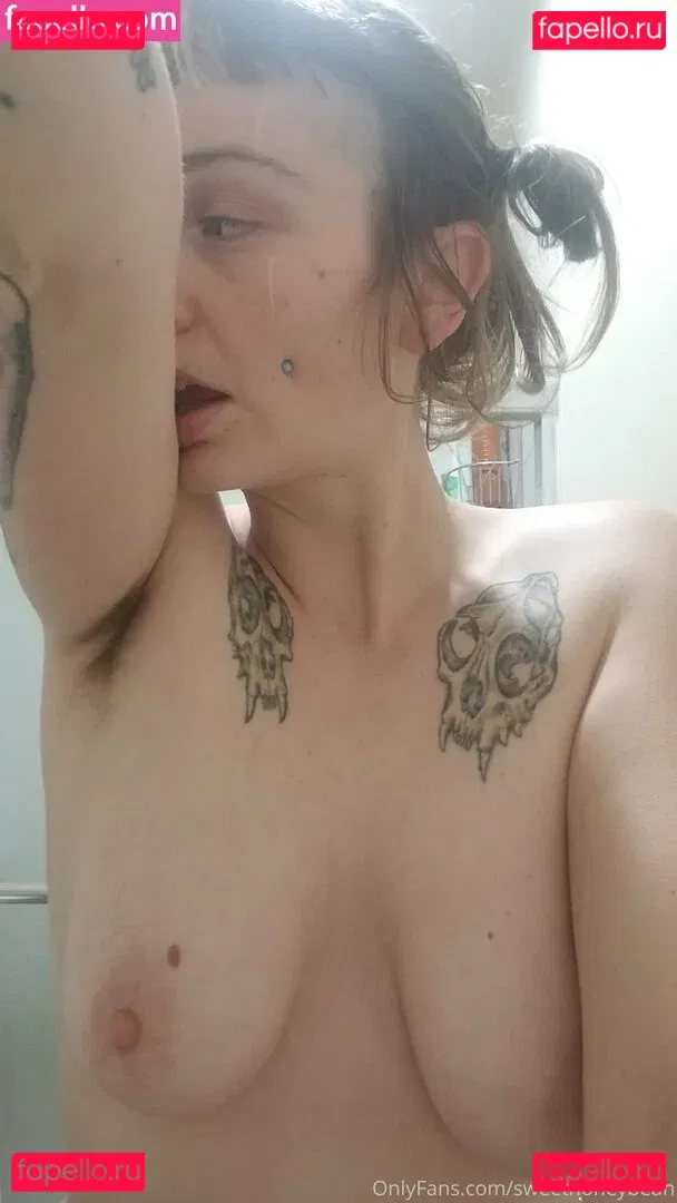 sweethoneybean Onlyfans Photo Gallery 
