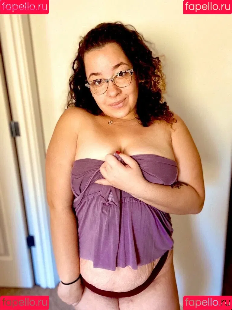 queenkenz28 Onlyfans Photo Gallery 